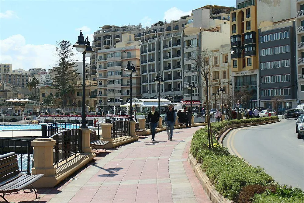 St. Julian'S Bay Hotel